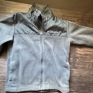 Columbia Two-Tone Gray Fleece Jacket